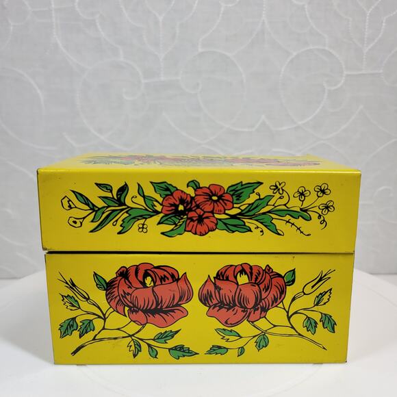 Vintage Syndicate Mfg Recipe Box Yellow Red Floral Metal Tin with Divider Cards - Picture 6 of 16